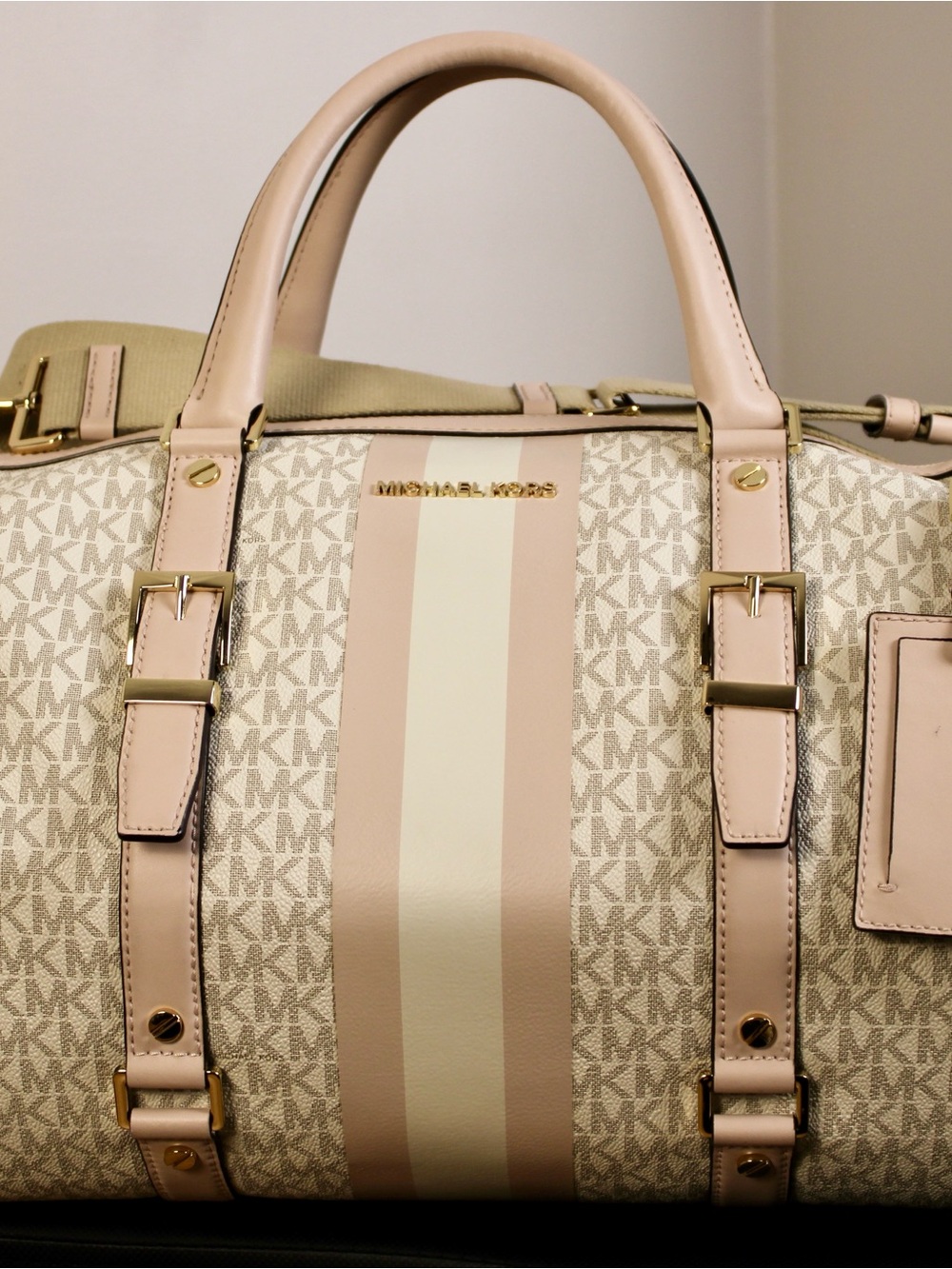 ✨ Michael Kors Bedford Travel Extra-Large Signature Logo Stripe Weekender ✨
